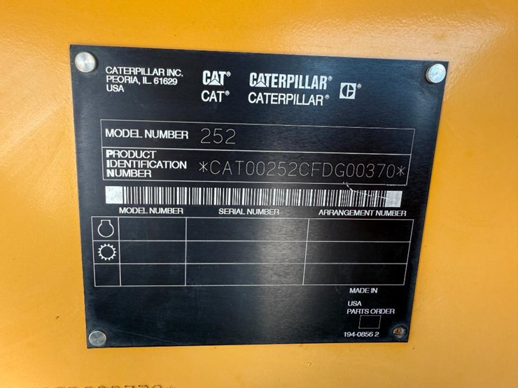 caterpillar-252-image-39