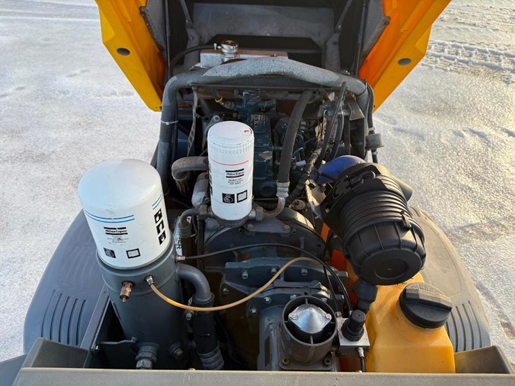 #107-•-lot-107-image-21