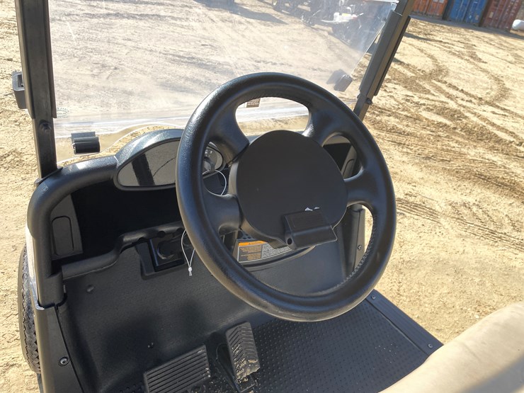 #204-•-2020-ez-go-rxv-electric-golf-cart-image-30