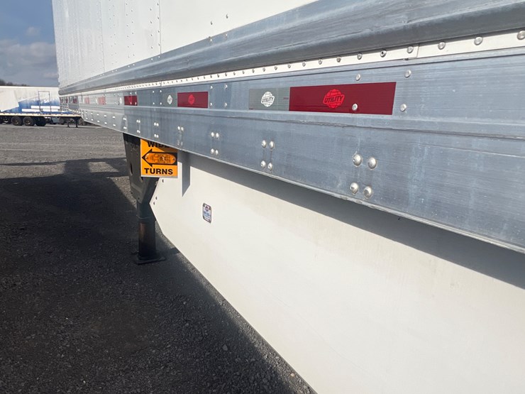 2021-utility-van-image-19