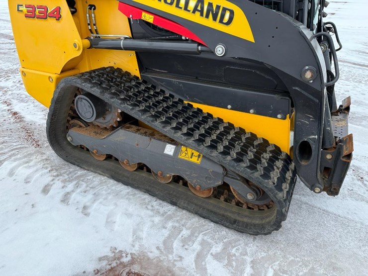 2023-new-holland-c334-image-18