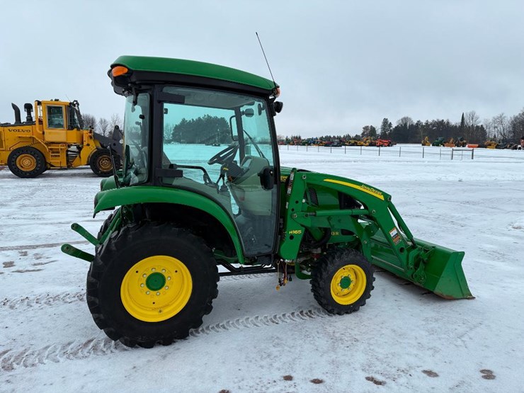 john-deere-3033r-image-4