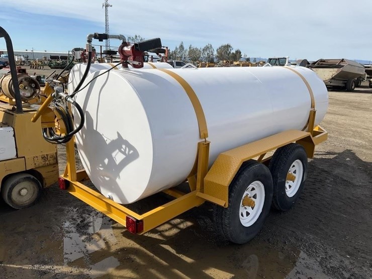 custom-990g-dual-axle-fuel-wagon-image-4