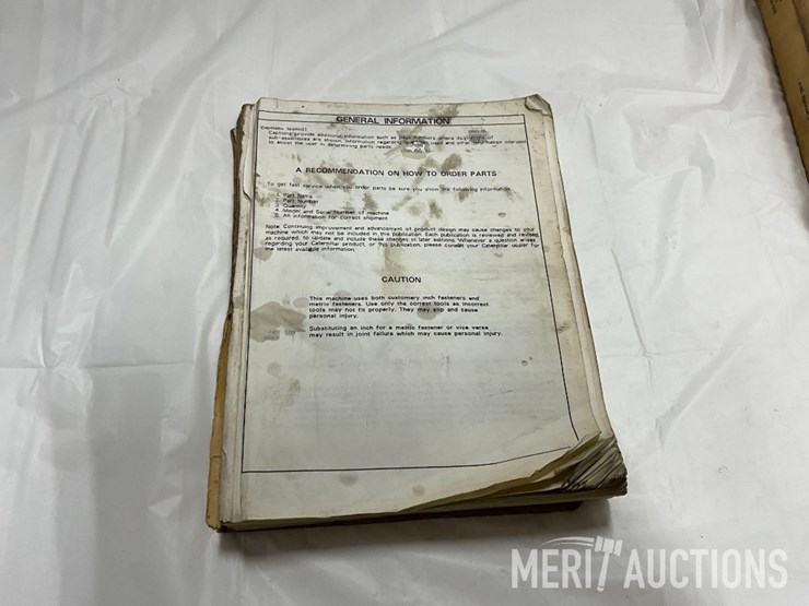 caterpillar-416-image-8