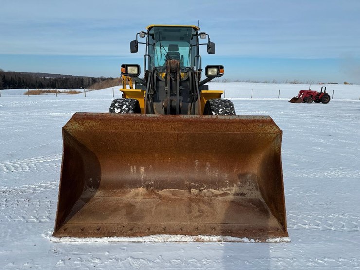 2011-komatsu-wa250pz-6-image-2