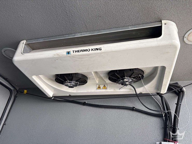 2018-dodge-1500-image-13