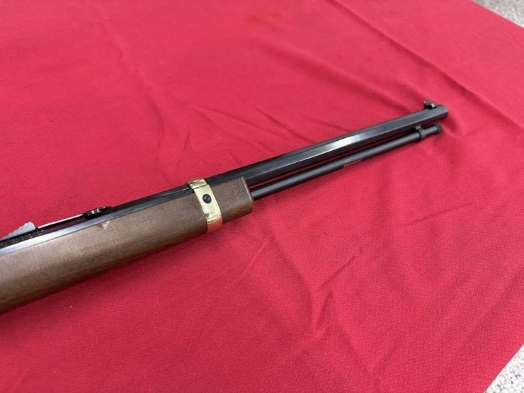 henry-model-h004l-.22-s,l,lr-rifle-image-2