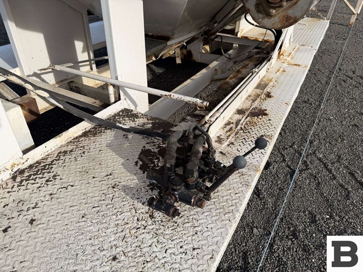 16'-fertilizer-truck-bed-image-9