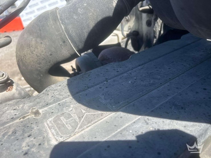 2005-peterbilt-357-image-11