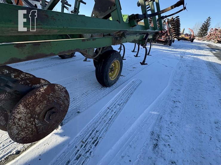 john-deere-724-image-3