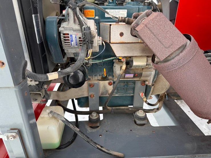 2017-skyjack-sj8841rt-image-27