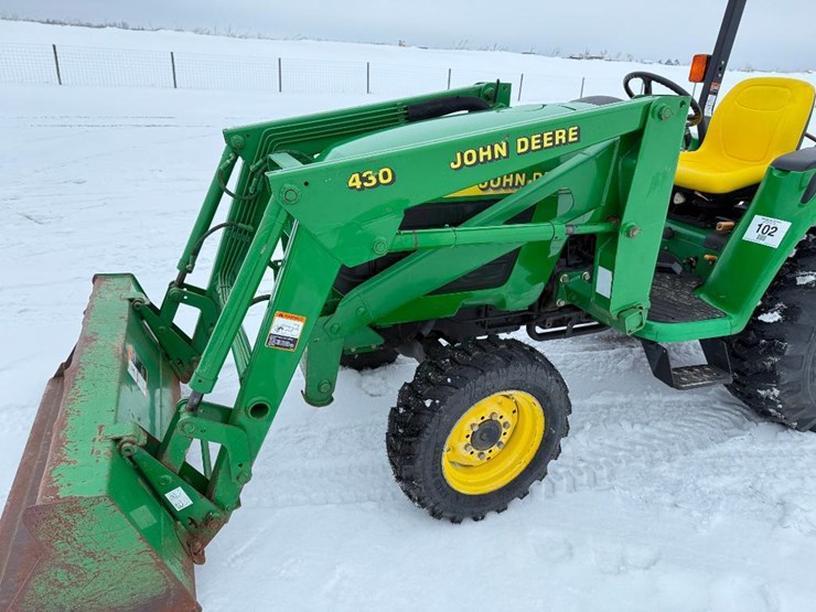 john-deere-4300-image-15