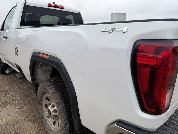 2020-gmc-2500hd-image-18