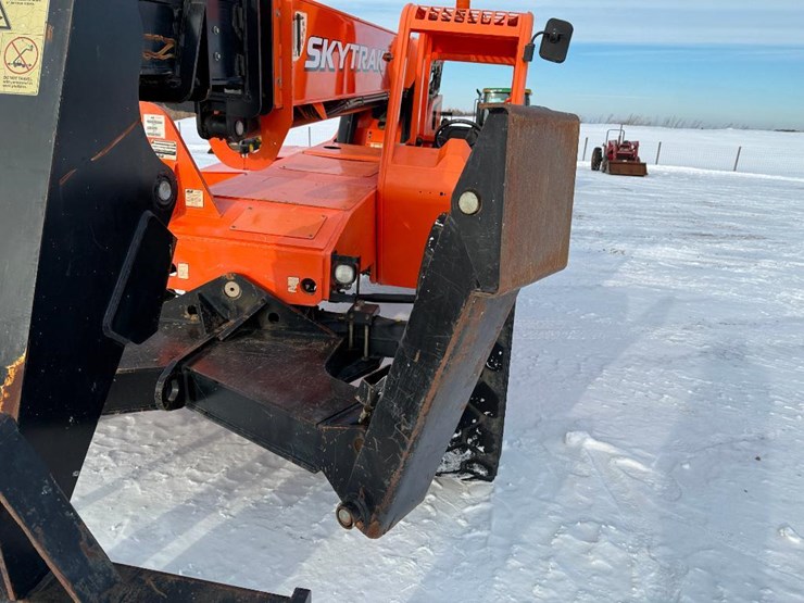 2018-sky-trak-10054-image-30