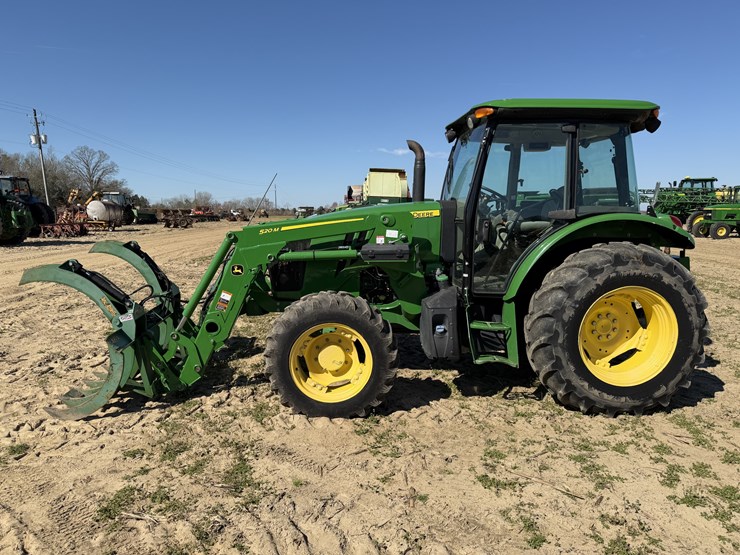 2020-john-deere-5090e-image-3