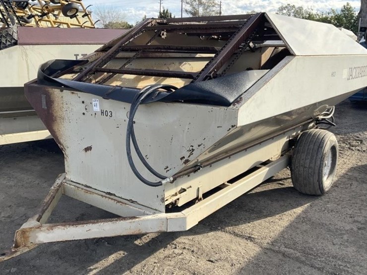 jackrabbit-wedge-13.5'x8'-hyd.-reservoir-cart-image-1