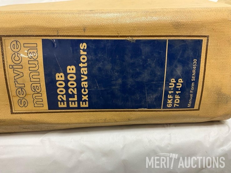 caterpillar-e200b-image-4