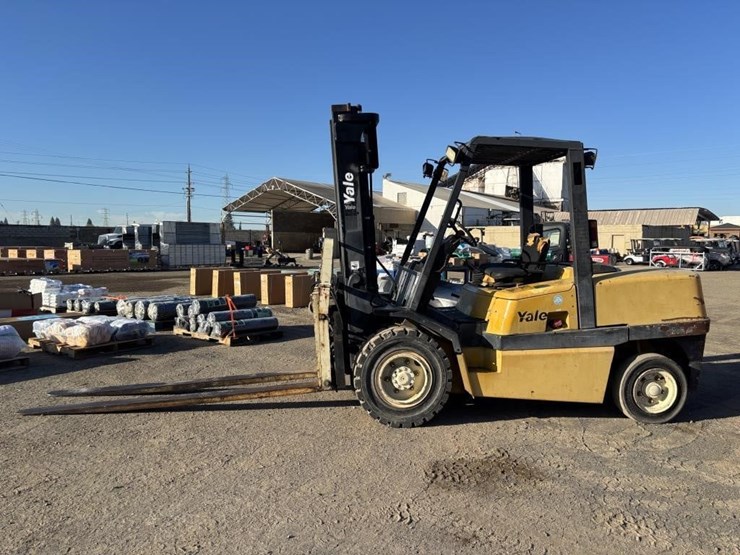 2000-yale-2000-image-5