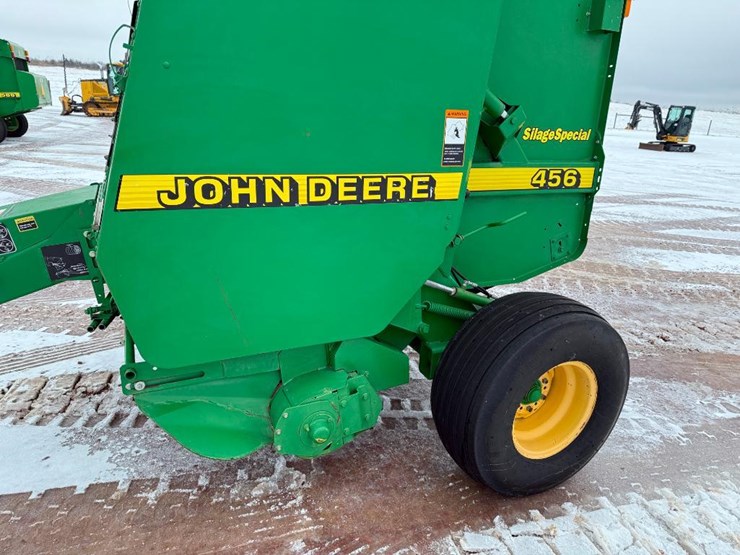 john-deere-456-image-8