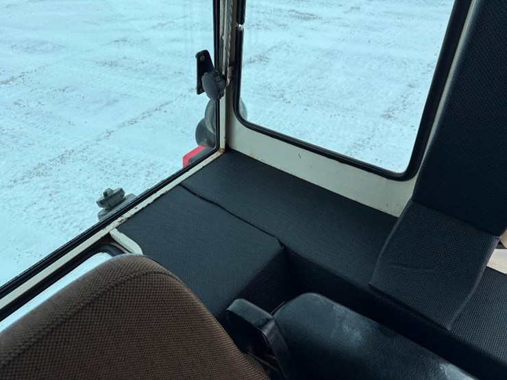 #44-•-lot-44-image-45