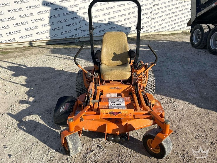 2010-scag-stt52v27ch-image-16