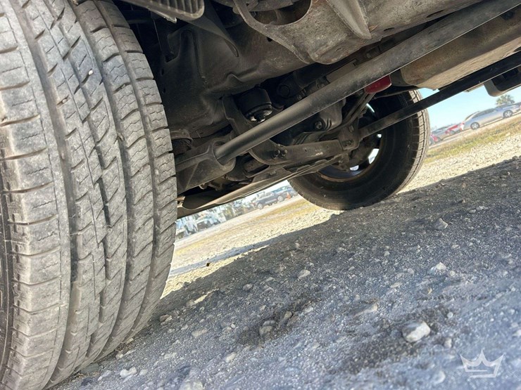 2014-chevrolet-silverado-2500hd-image-17