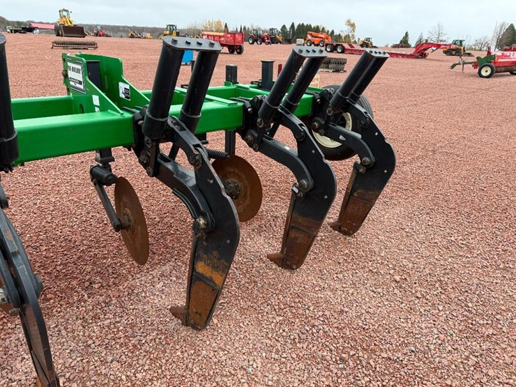 unverferth-zonebuilder-130-image-17