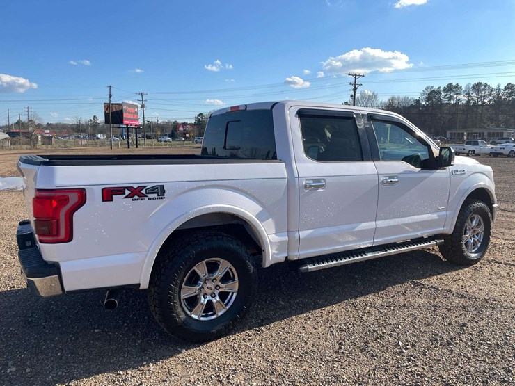 2016-ford-f150-lariat-image-3