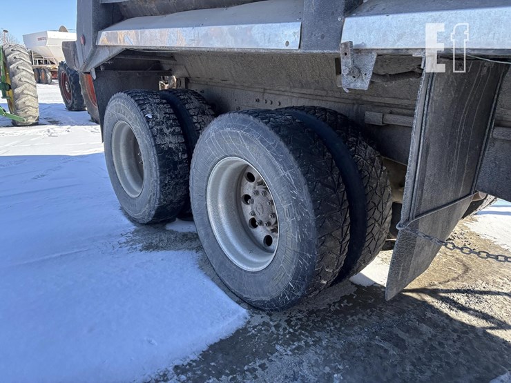 1994-ford-l8000-image-10