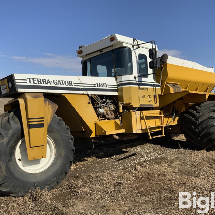 AG-CHEM TERRA-GATOR 1603