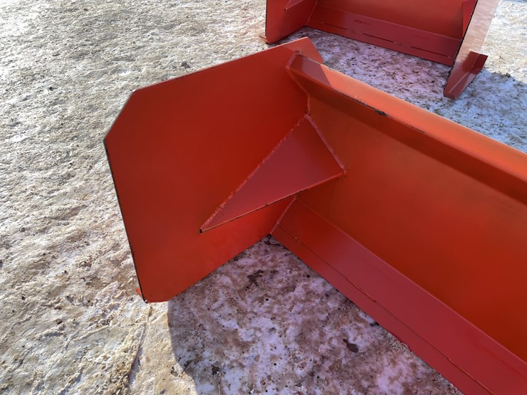 #2517-•-new-kc-mini-36"-snow-pusher-image-6