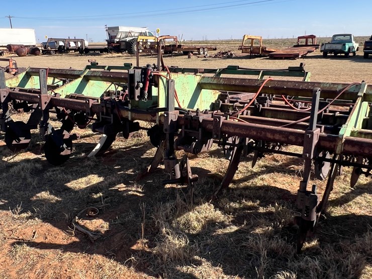 bigham-brothers-minimum-till-plow-image-3