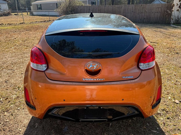 2016-hyundai-veloster-3-door-hatchback-coupe---136,264-miles-image-6