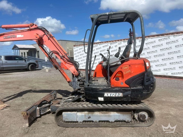 2000-kubota-kx121-3st-image-18