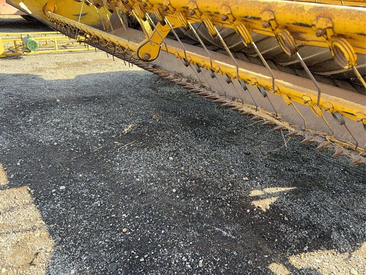 new-holland-1499-image-4