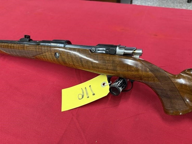 browning-safari-grade-30-06-caliber-rifle-image-5