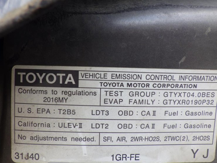 2016-toyota-4-runner-image-12