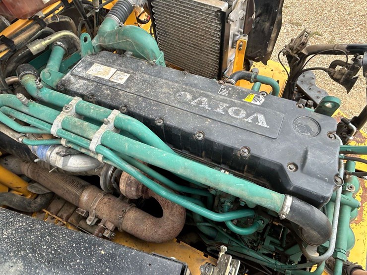 2005-volvo-a35d-image-23