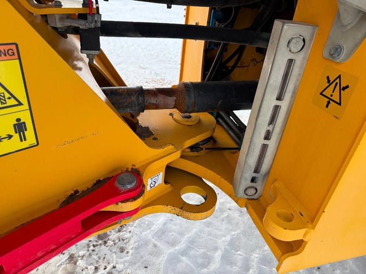 2015-volvo-l90g-image-27