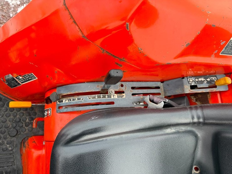 kubota-la480-image-38