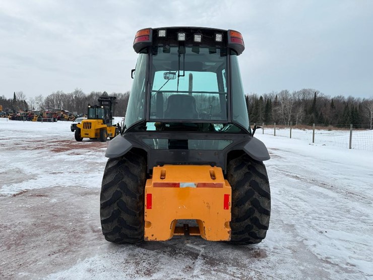 case-570n-xt-image-5