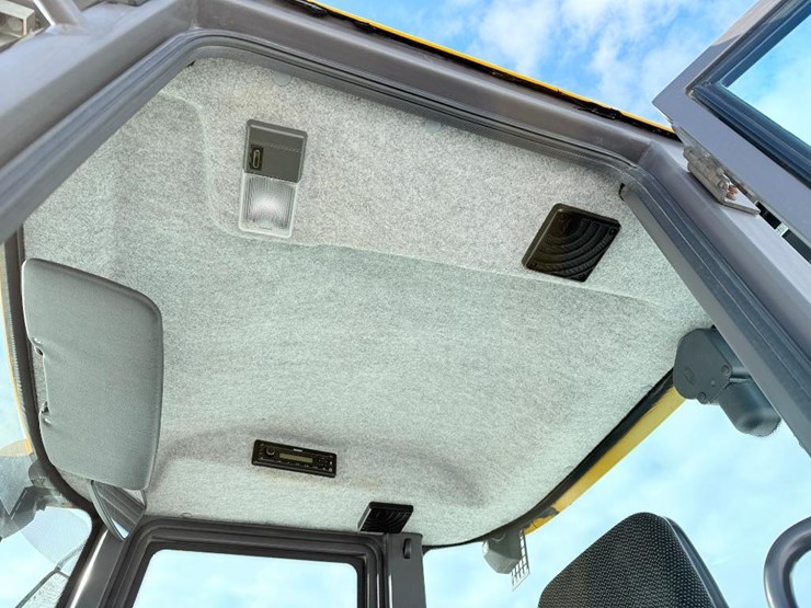 2016-volvo-l35g-image-46