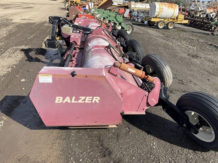 balzer-18'-pull-pto-chopper-image-7