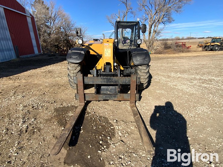 2009-caterpillar-th406-image-2