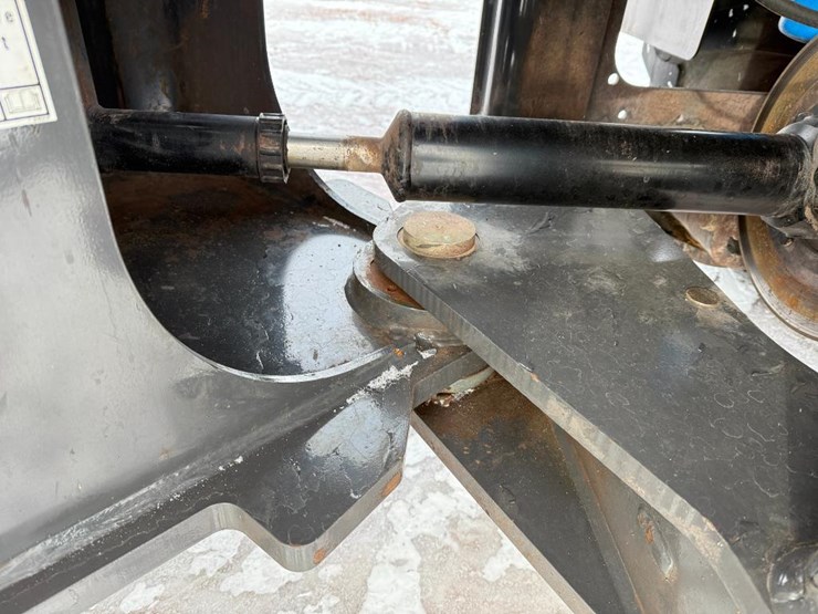 2019-case-621g-xt-image-44