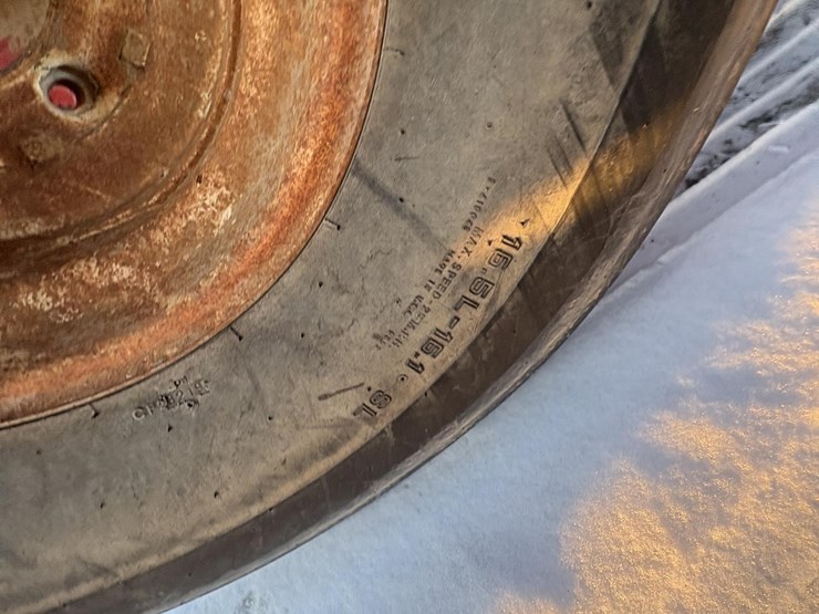 h-&-s-fb7416-image-8