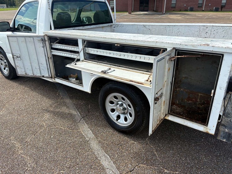 2007-chevrolet-silverado-1500-image-18