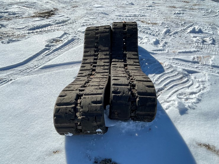#4950-•-pair-of-skid-steer-tracks-image-3