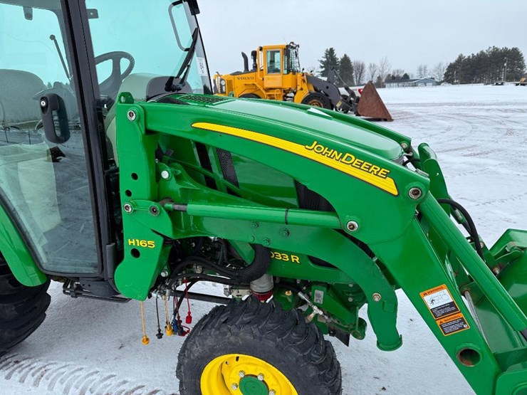 john-deere-3033r-image-30