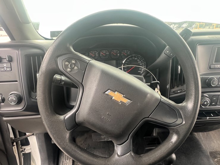 2016-chevrolet-2500-image-34